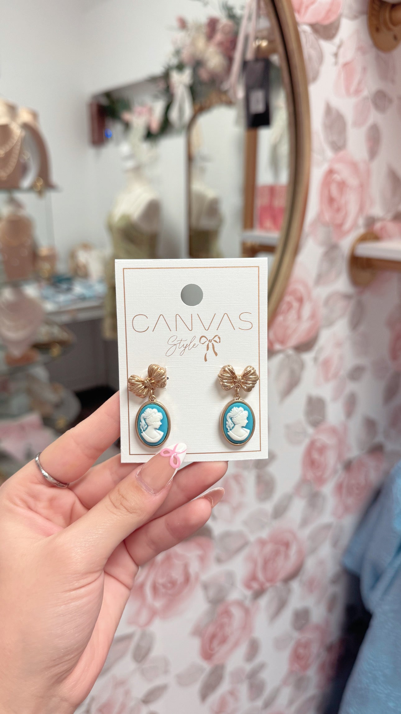 Vintage bow earrings