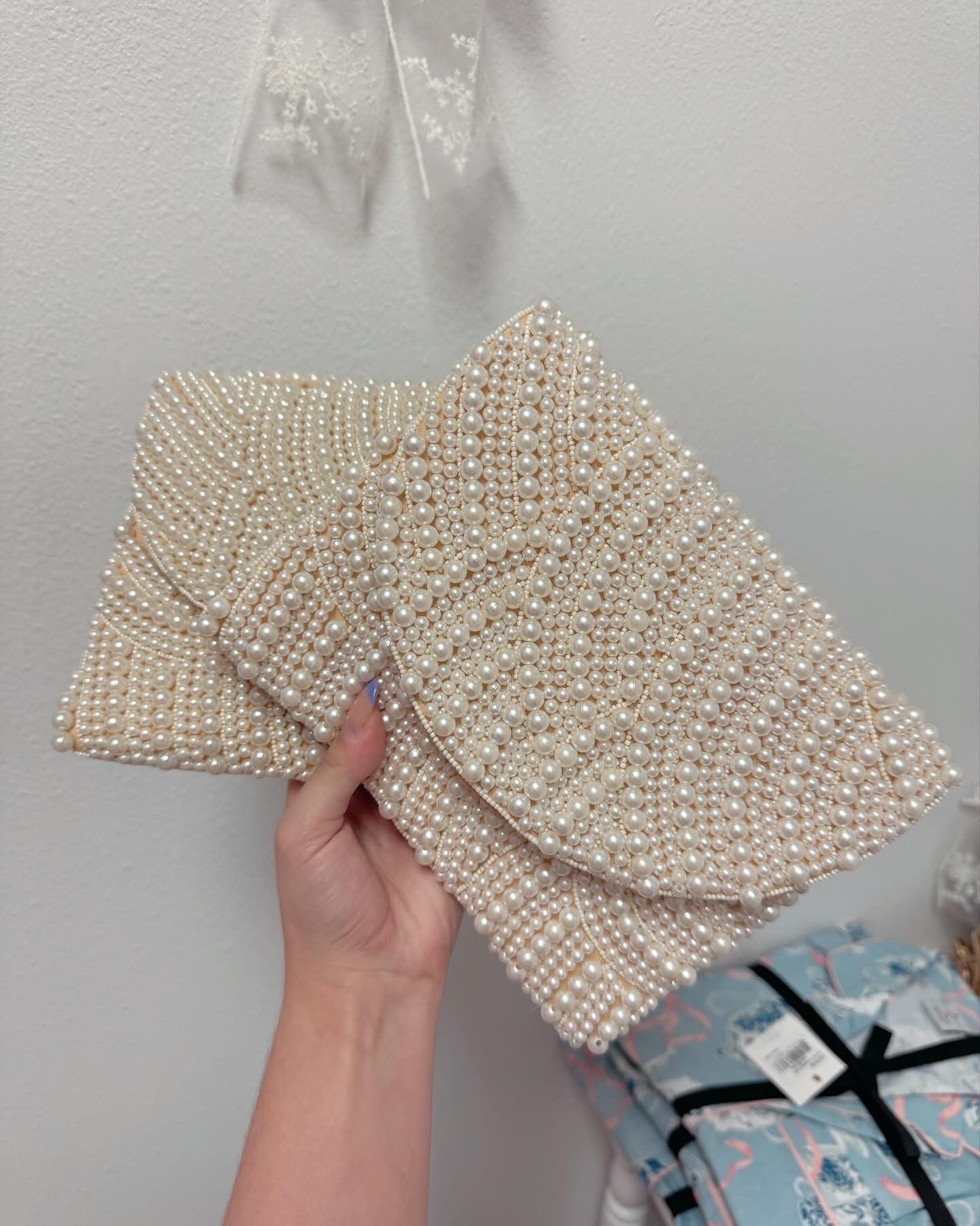 Pearl All Around Purse